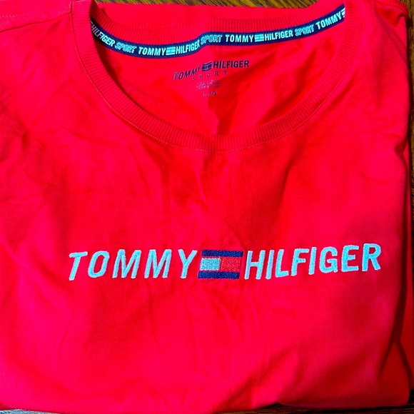 🆕New Tommy Hilfiger Tee size: L - Picture 4 of 12